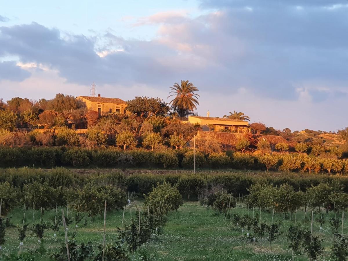 Villa Calma Noto Luaran gambar